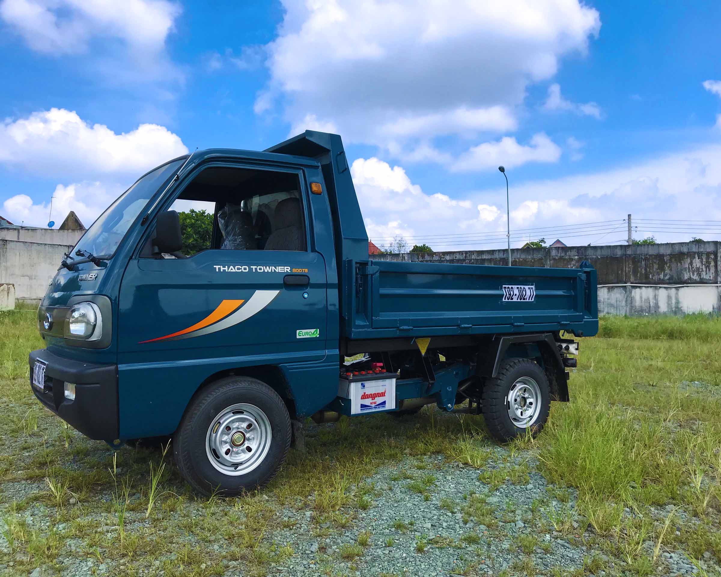 Xe Tải Nhỏ Suzuki Thaco Kia Veam 500kg Giá Bao Nhiêu
