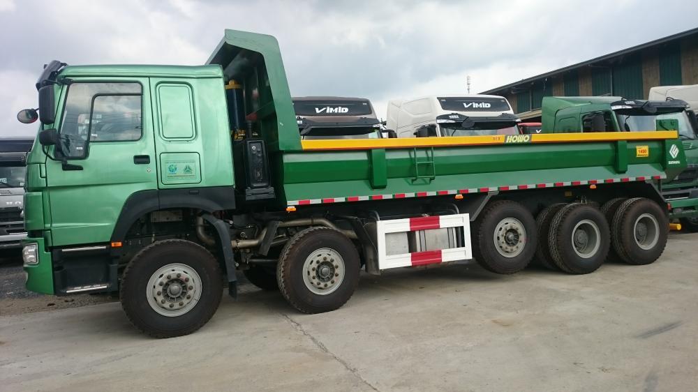 Xe ben Howo 5 chân tải trọng 20 tấn được trang bị khối động cơ Weichai