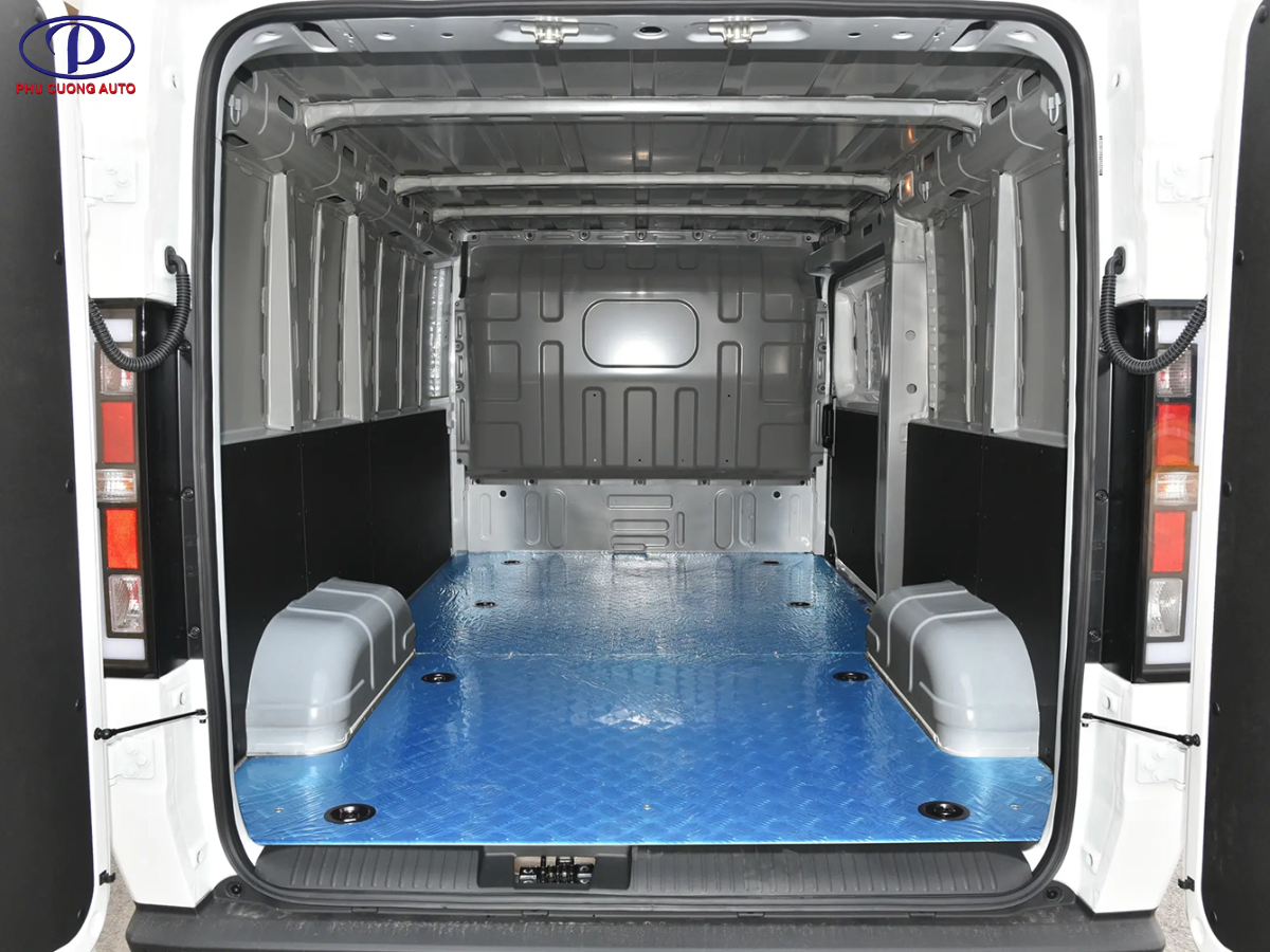 thùng hàng xe van điện srm e60