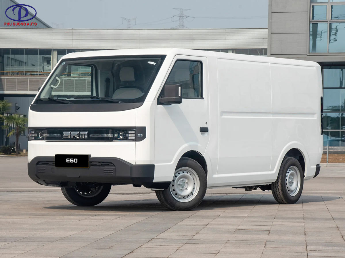 thiết kế ngoại thất xe van điện srm e60